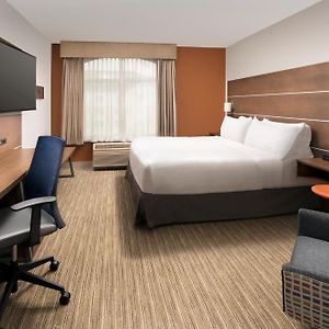 King Room Hearing Accessible
